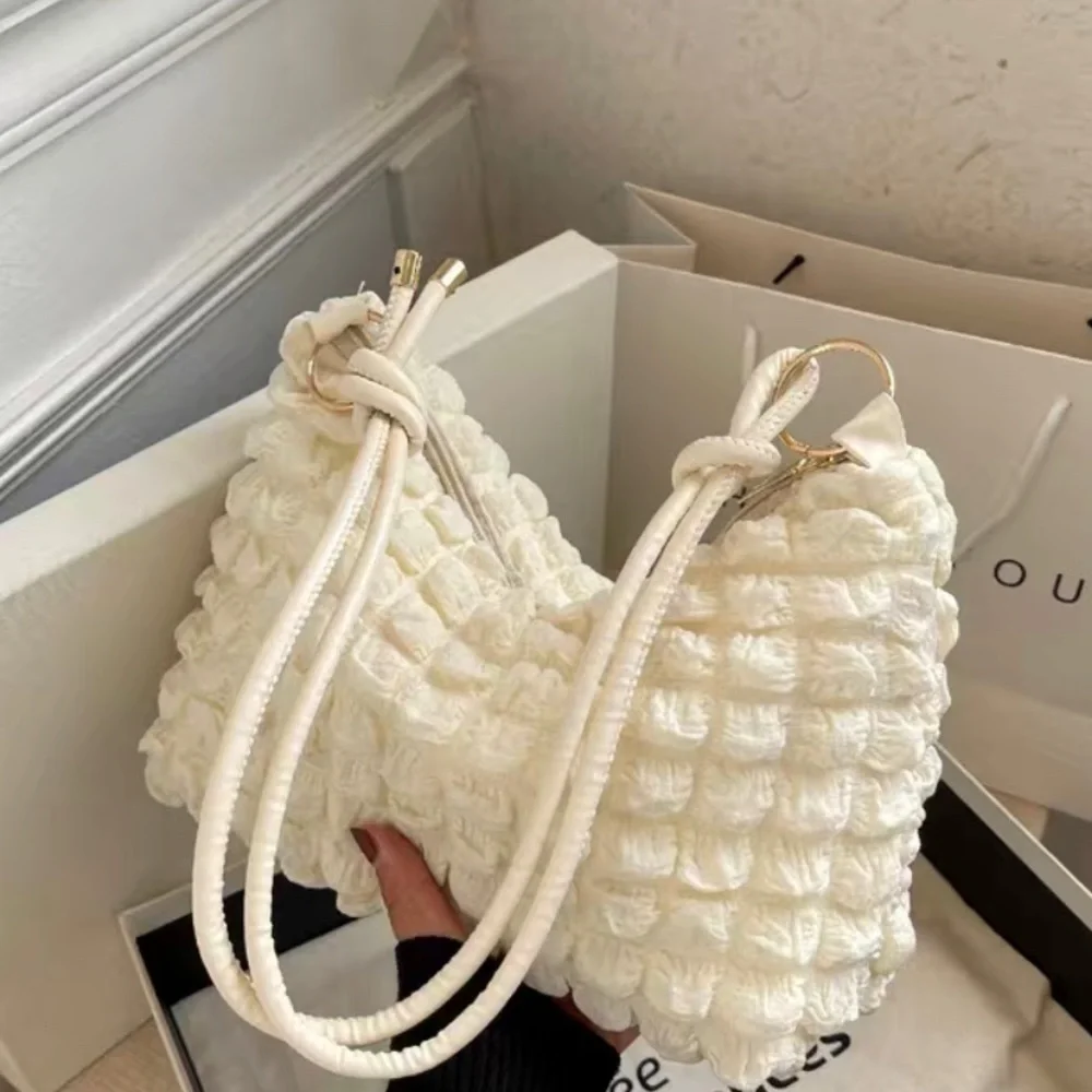 BOUTIQUE CLOUD BAG NWOT - Picture 1 of 6